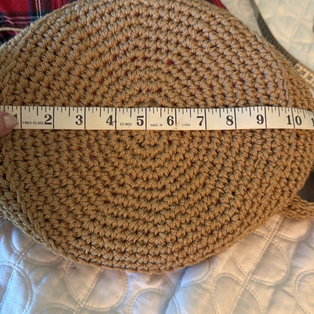 Hand Crafted Knitted Bucket Bag with Leather Rope Design - Picture 11 of 12